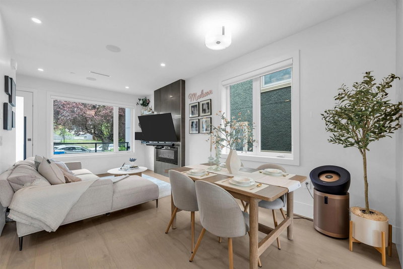 1 - 560 63rd Avenue, Vancouver, V6P 2G8 | Image 2