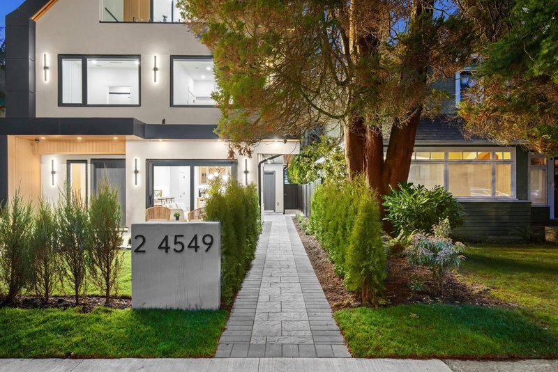 2 - 4549 11th Avenue, Vancouver, V6R 2M5 | Image 2