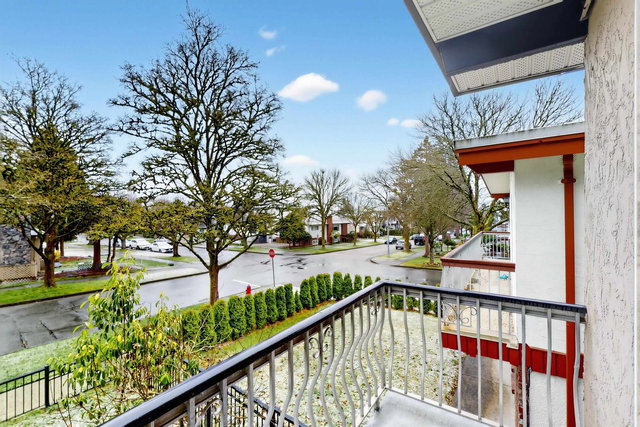 6681 Sherbrooke Street