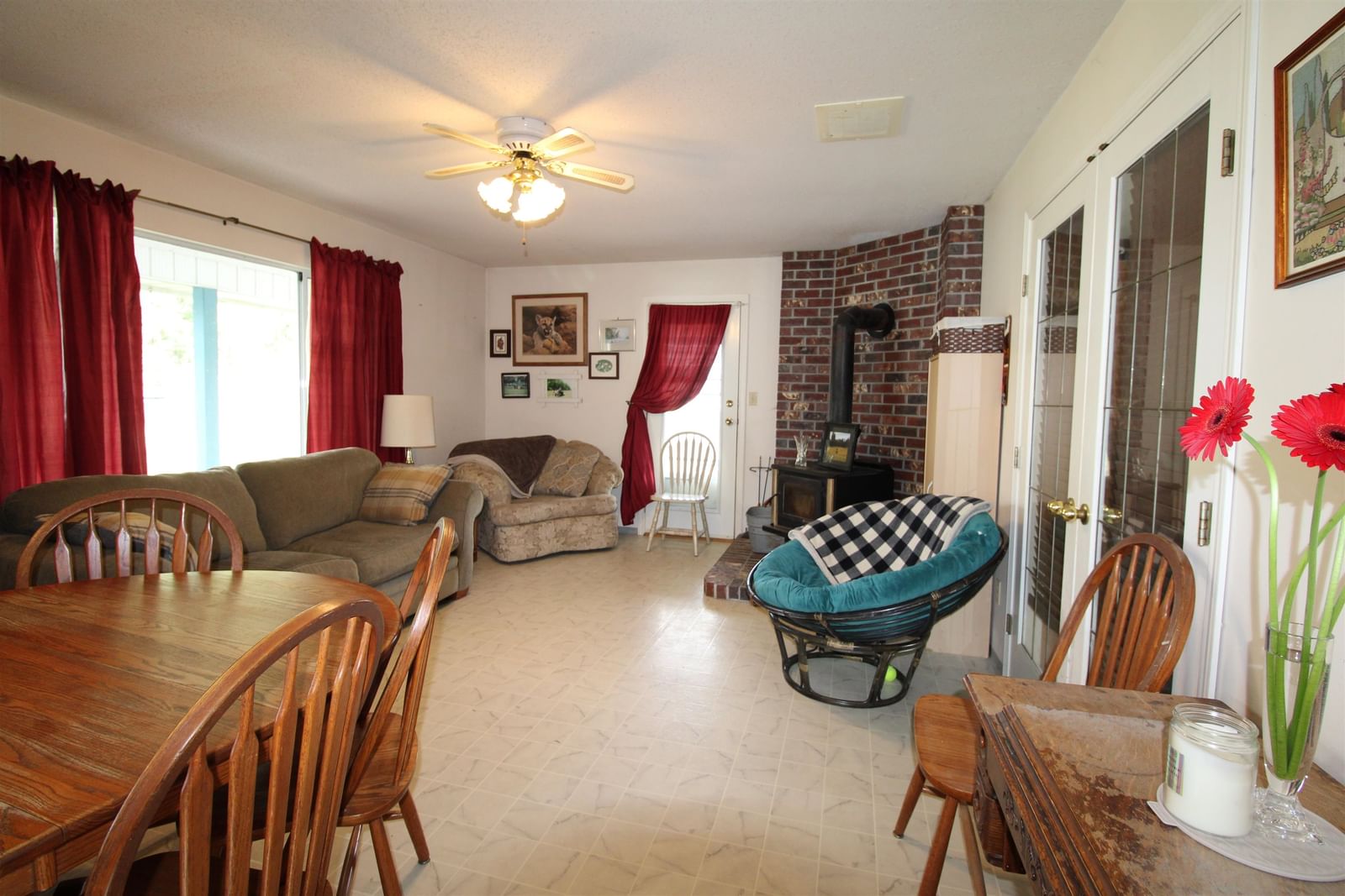 Listing Image 8