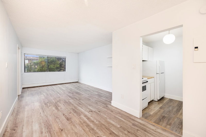 201 - 830 7th Avenue, Vancouver, V5T 4J2 | Image 3