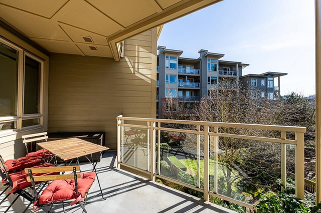 311 - 159 22nd Street W