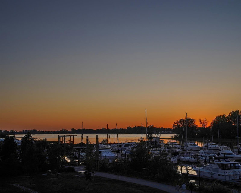 100 - 5311 Admiral Way, Ladner, V4K 0E2 | Image 2