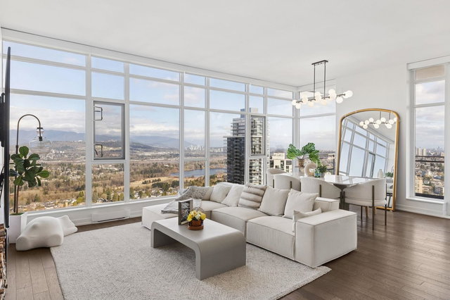 3903 - 4688 Kingsway