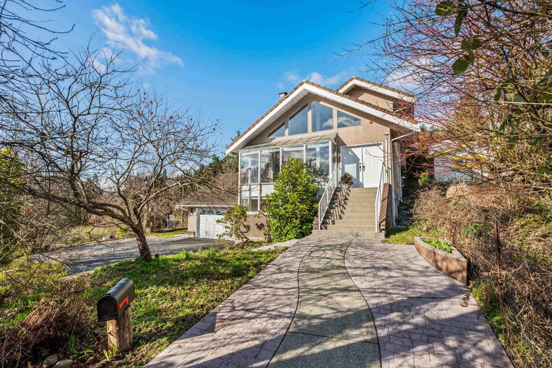 389 Metta Street, Port Moody, V3H 2Y6 | Image 3