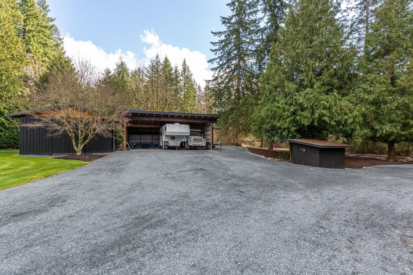 Listing Image 28