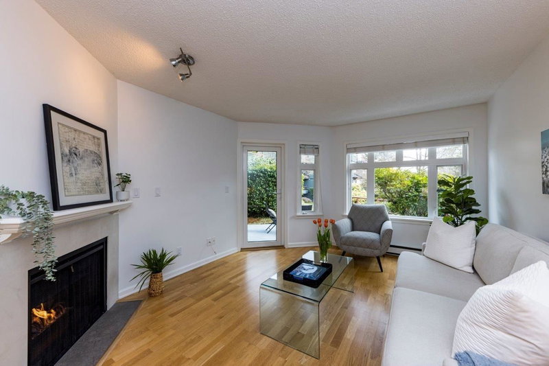 201 - 2800 Chesterfield Avenue, North Vancouver, V7N 4M1 | Image 2