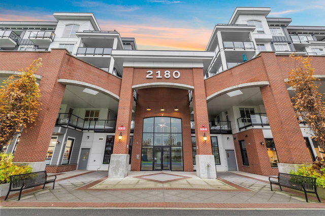 4317 - 2180 Kelly Avenue