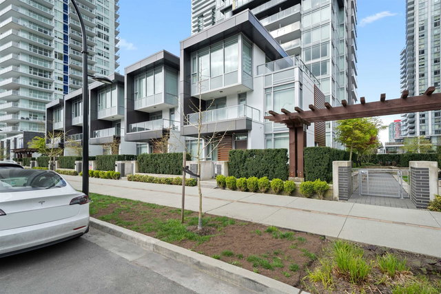 6691 Marlborough Avenue