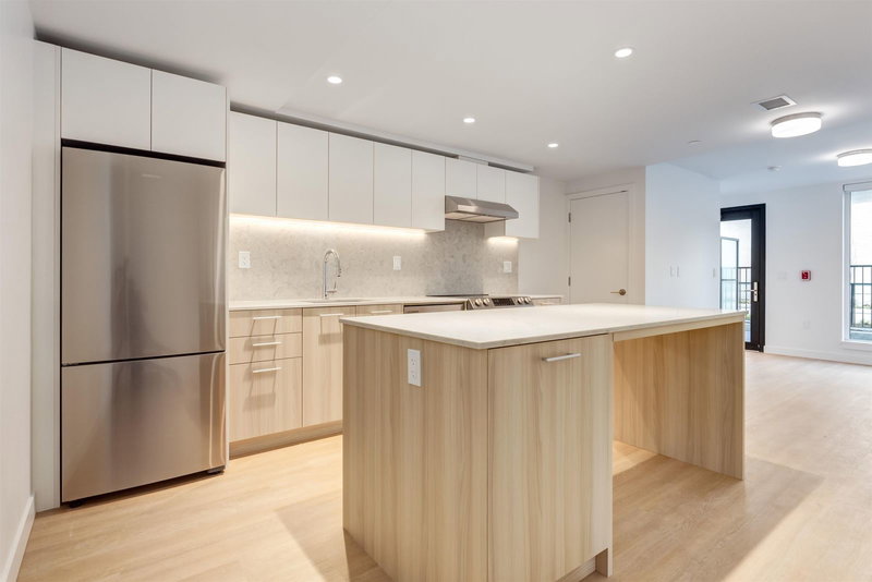 104 - 126 21st St E Street, North Vancouver, V7L 0J2 | Image 3