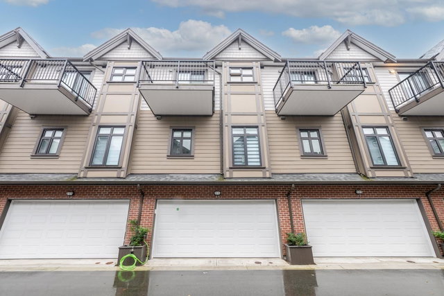 18 - 9633 Steveston Highway