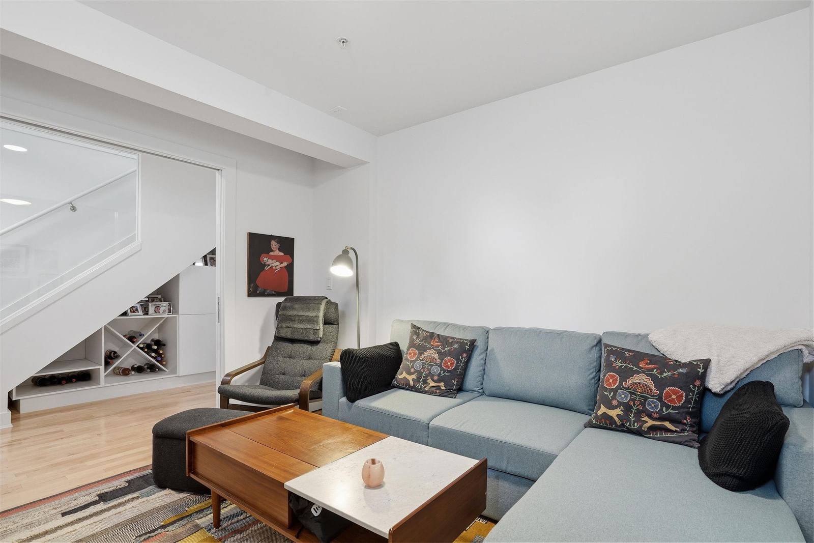Listing Image 18