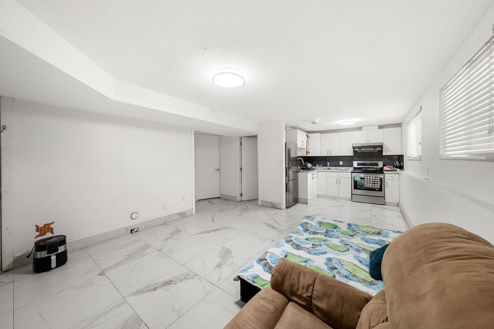 Listing Image 31