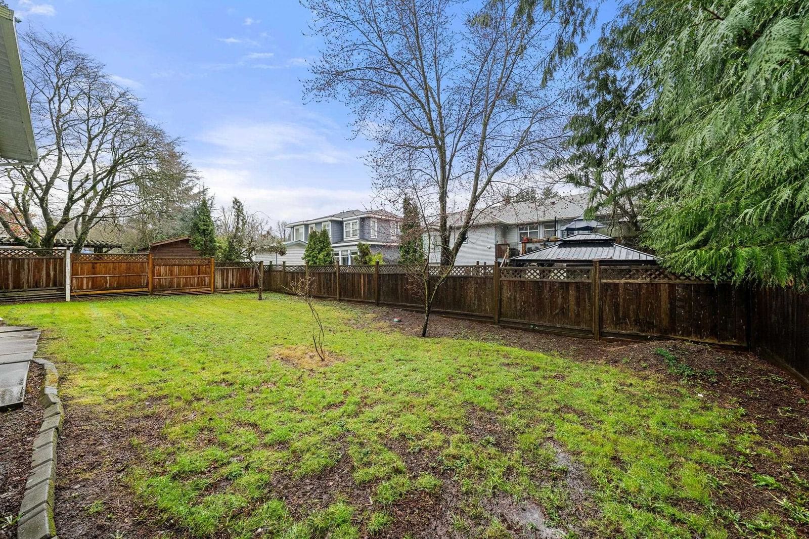 Listing Image 32