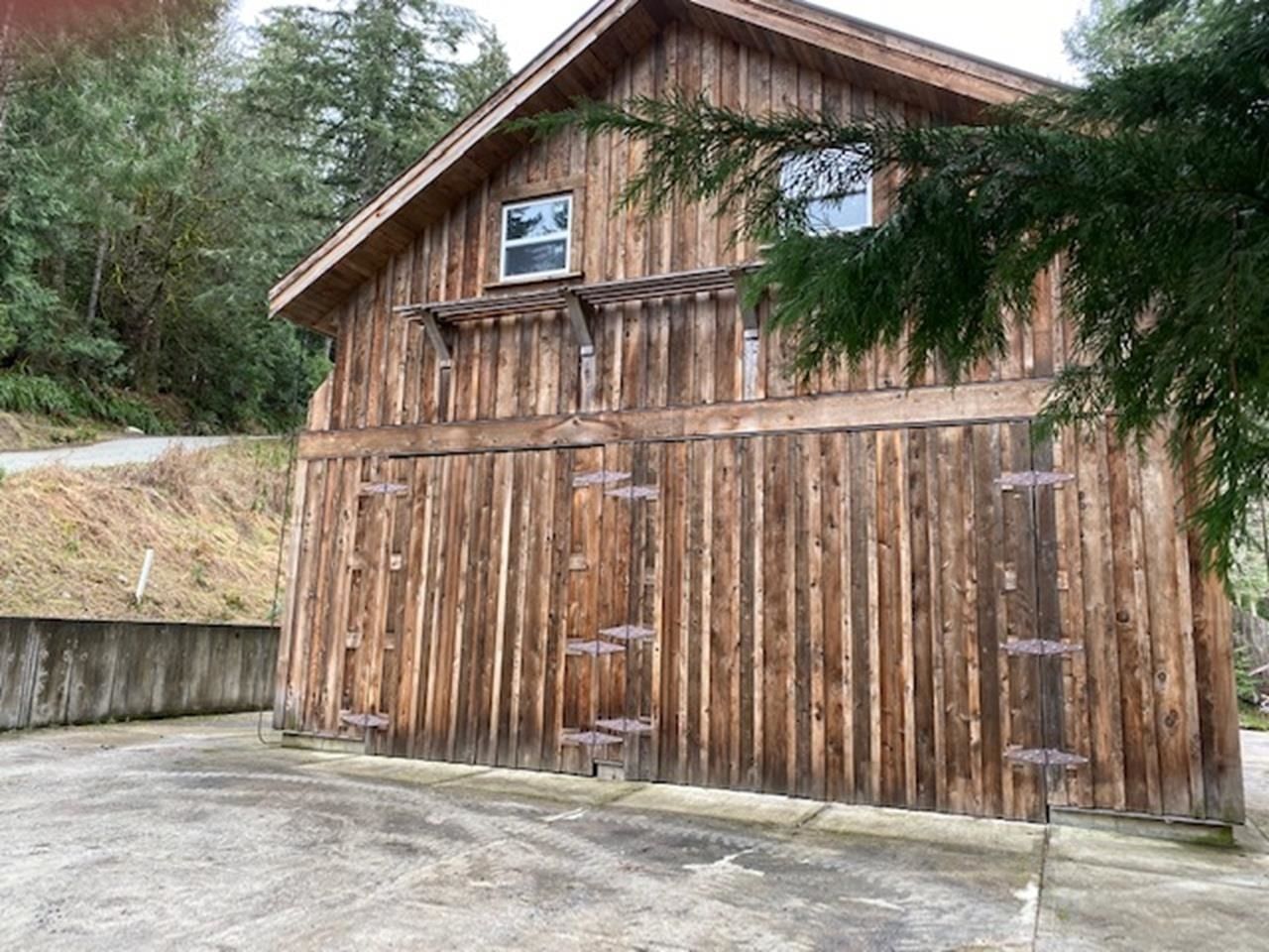 Listing Image 14