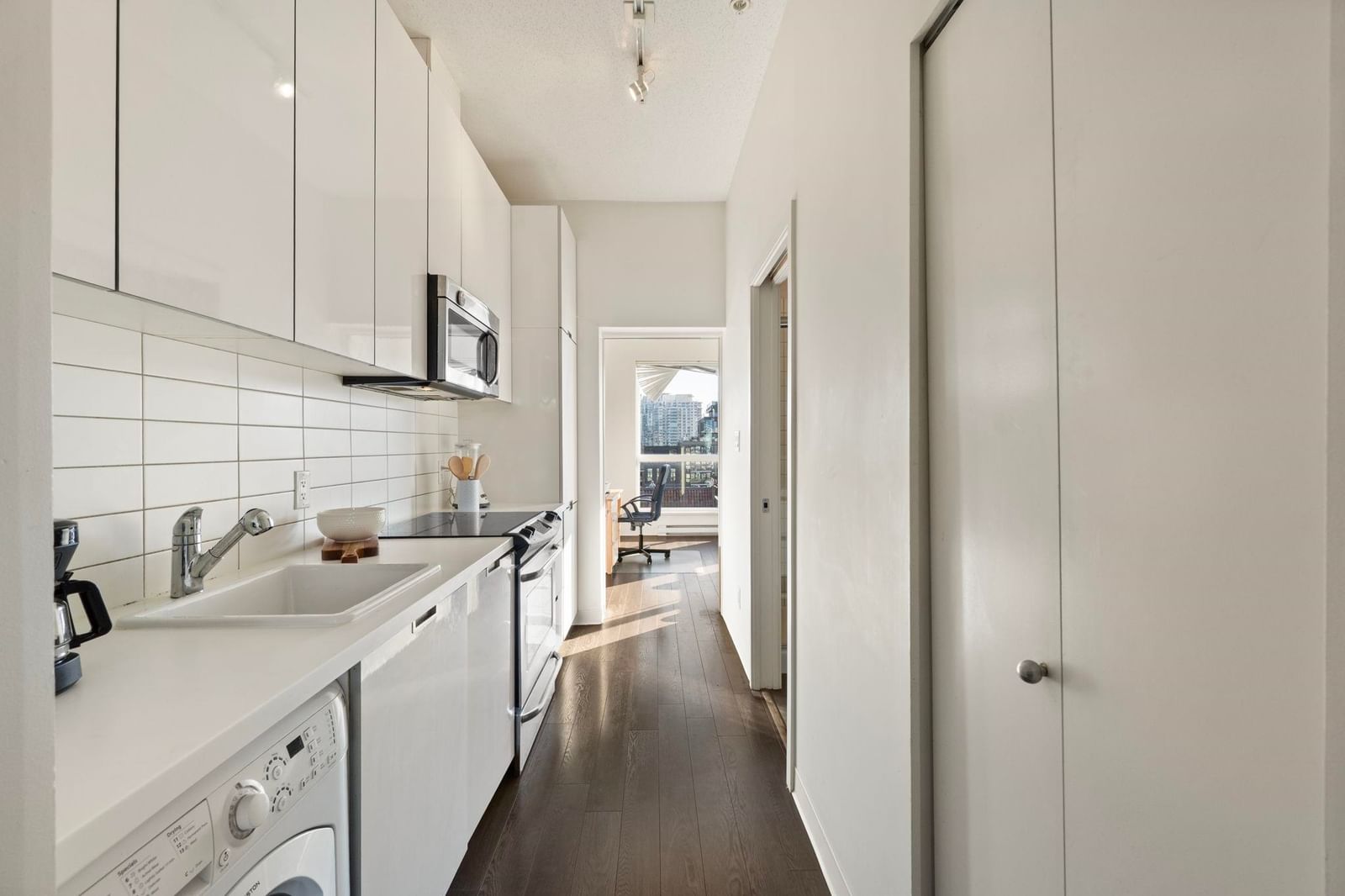 Listing Image 13