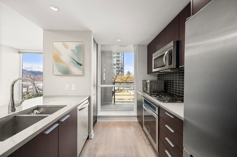 608 - 2975 Atlantic Avenue, Coquitlam, V3B 0C5 | Image 3