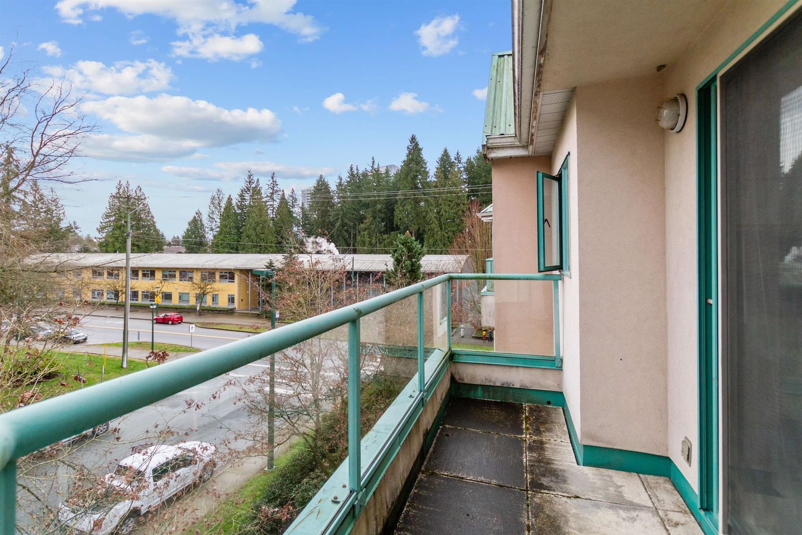 Listing Image 18