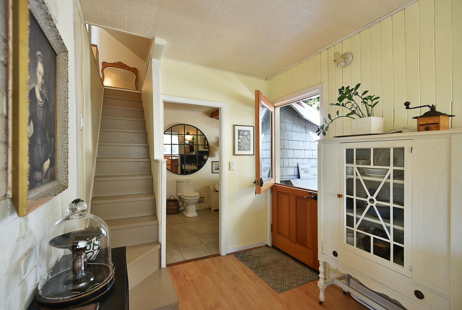 Listing Image 11