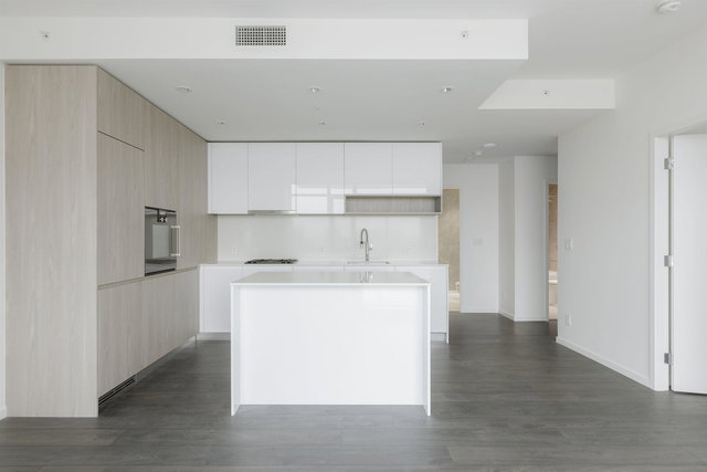 1016 - 6500 Minoru Boulevard