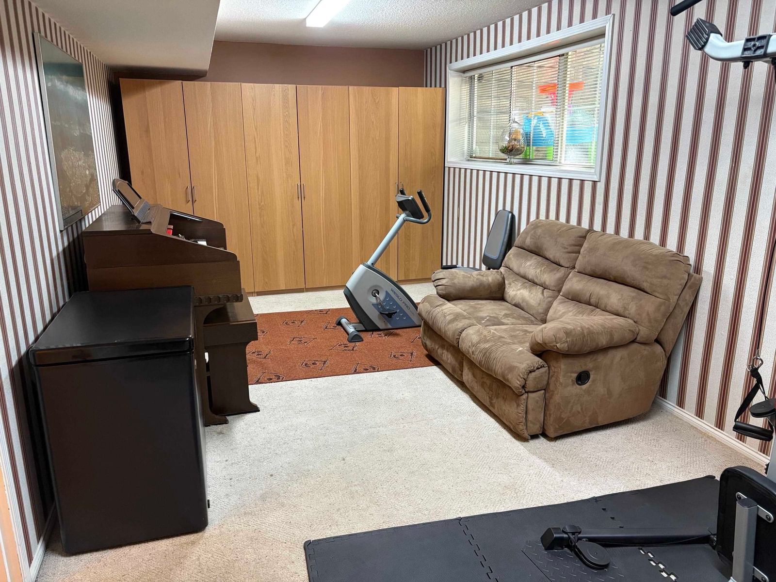 Listing Image 37