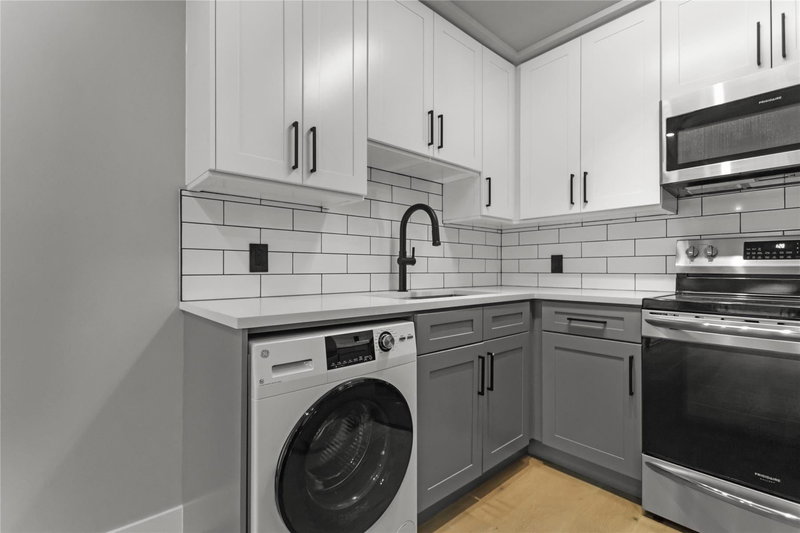 201 - 1948 Coquitlam Avenue, Port Coquitlam, V3B 1J3 | Image 3