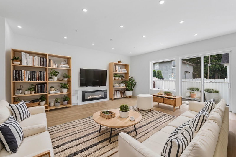 19098 Doerksen Drive, Pitt Meadows, V3Y 2C4 | Image 3