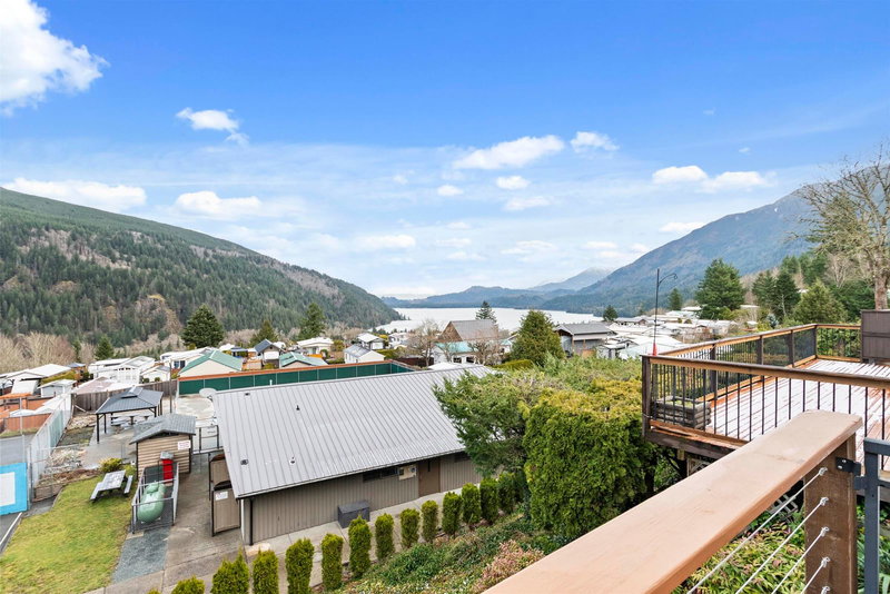 141 - 1436 Frost Road, Chilliwack, V2R 4X8 | Image 3