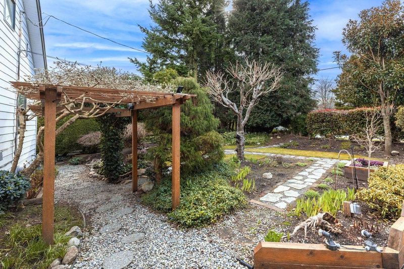 1196 Habgood Street, Surrey, V4B 4W9 | Image 3