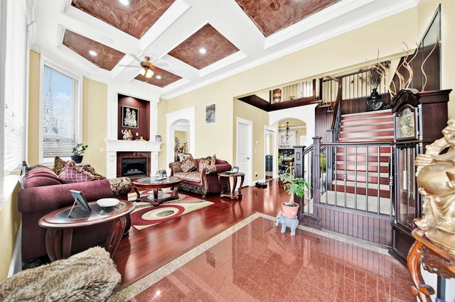 14049 Grosvenor Road