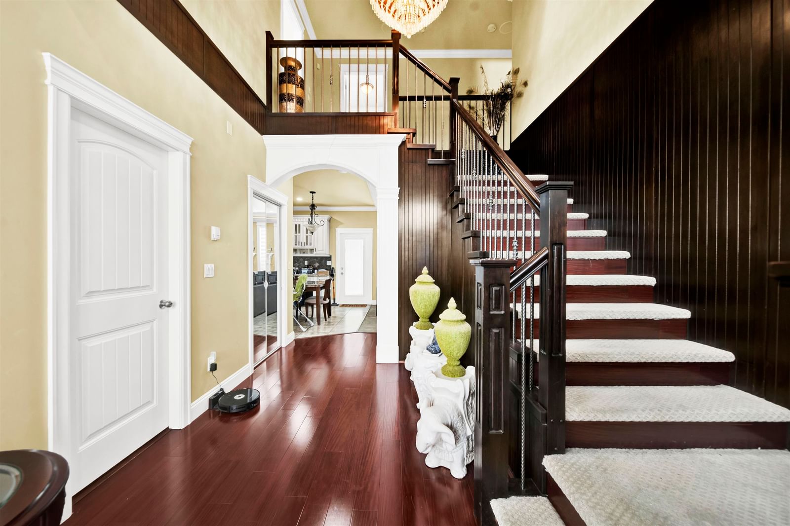 Listing Image 5