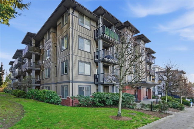 411 - 33898 Pine Street