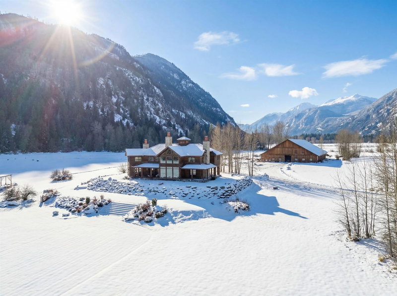 9115 Pemberton Meadows Road, Pemberton, British Columbia