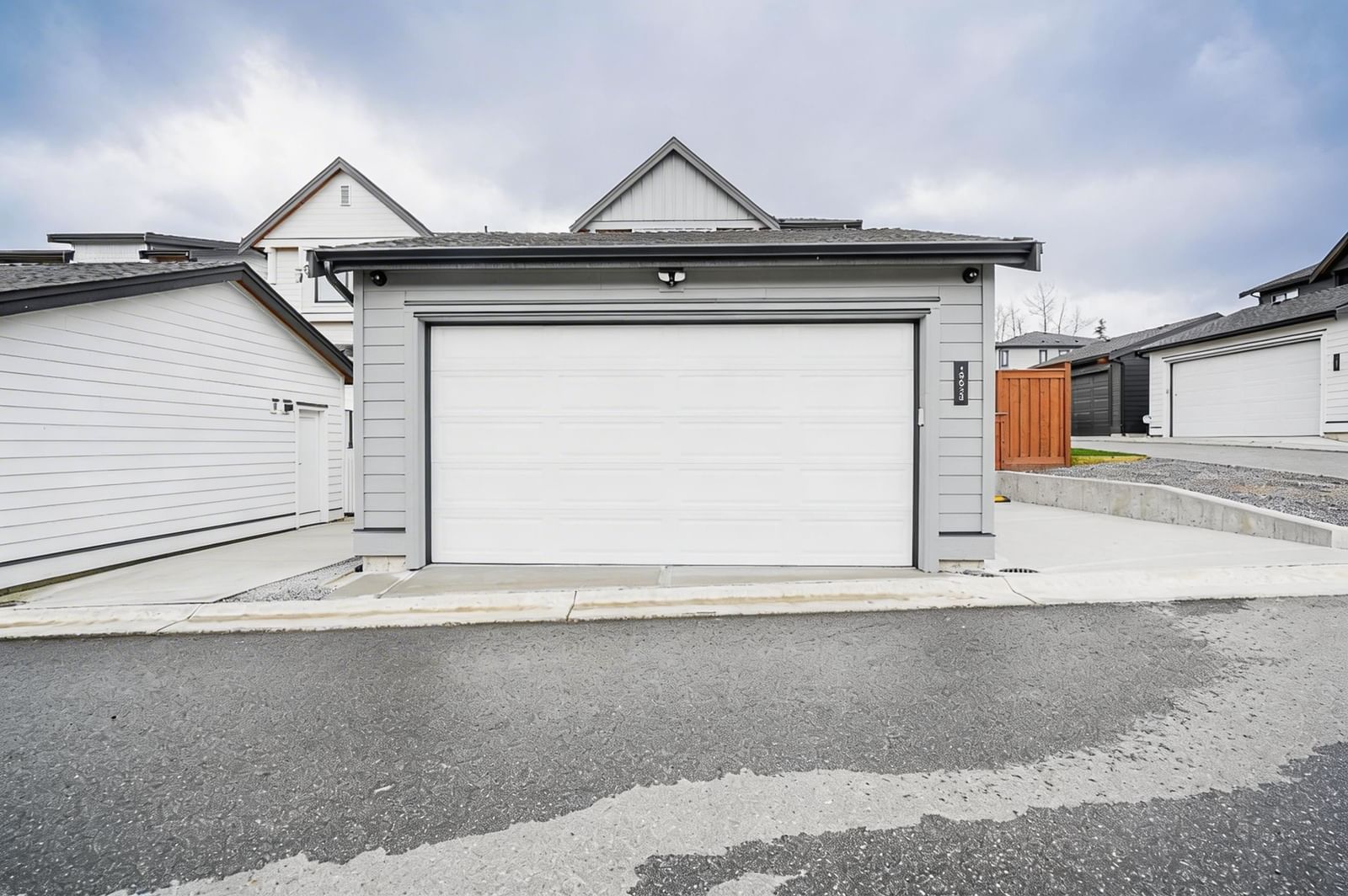 Listing Image 34