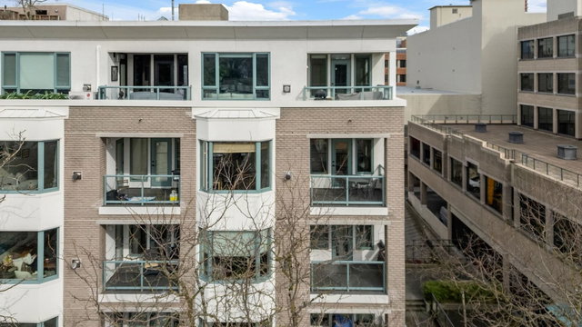 409 - 1688 Cypress Street