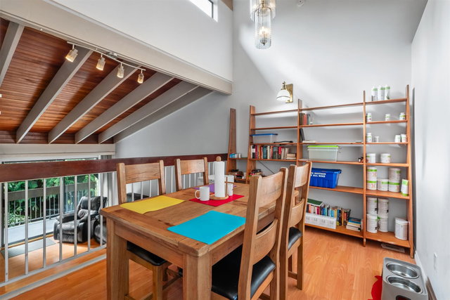 2690 Kingsford Avenue