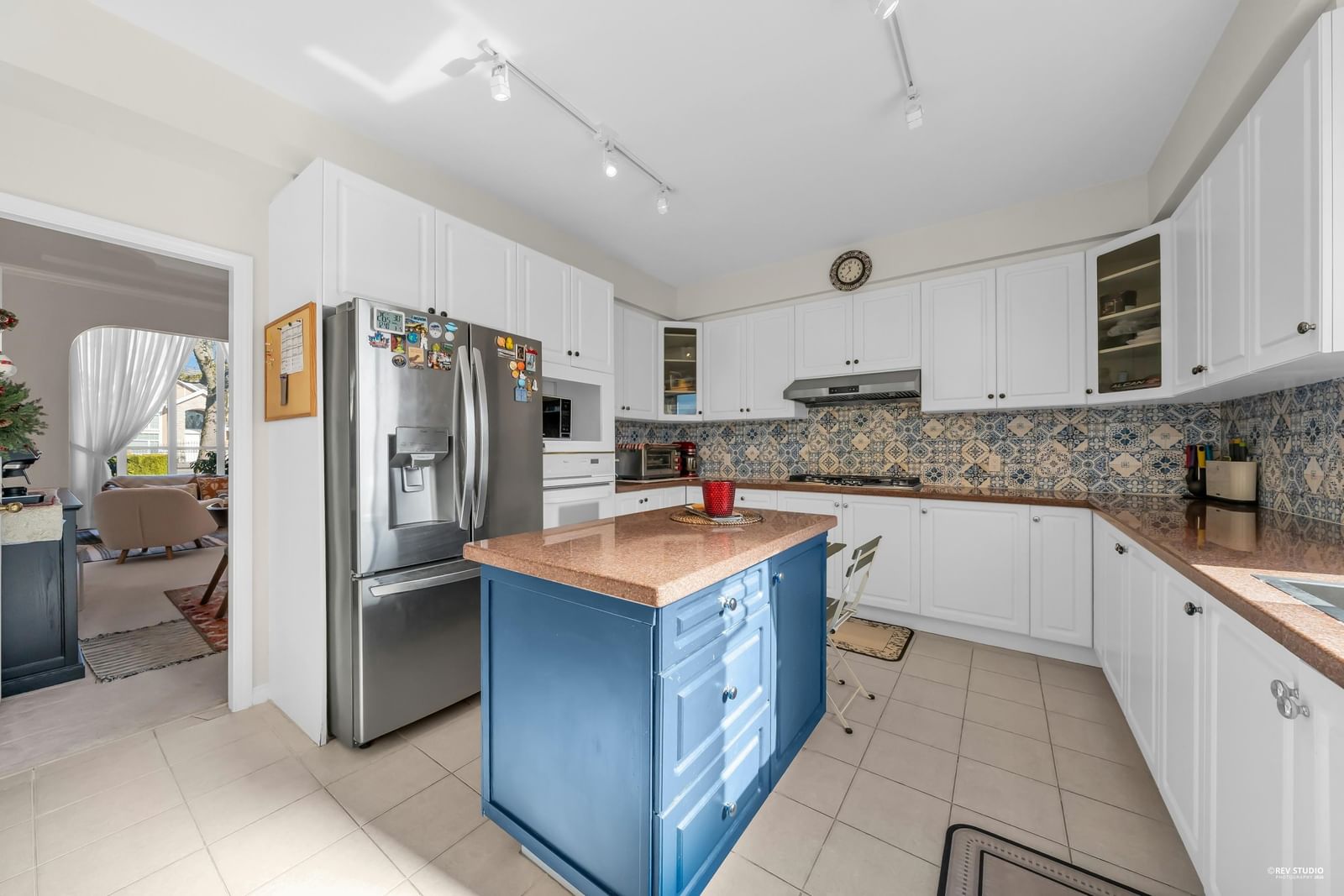 Listing Image 11