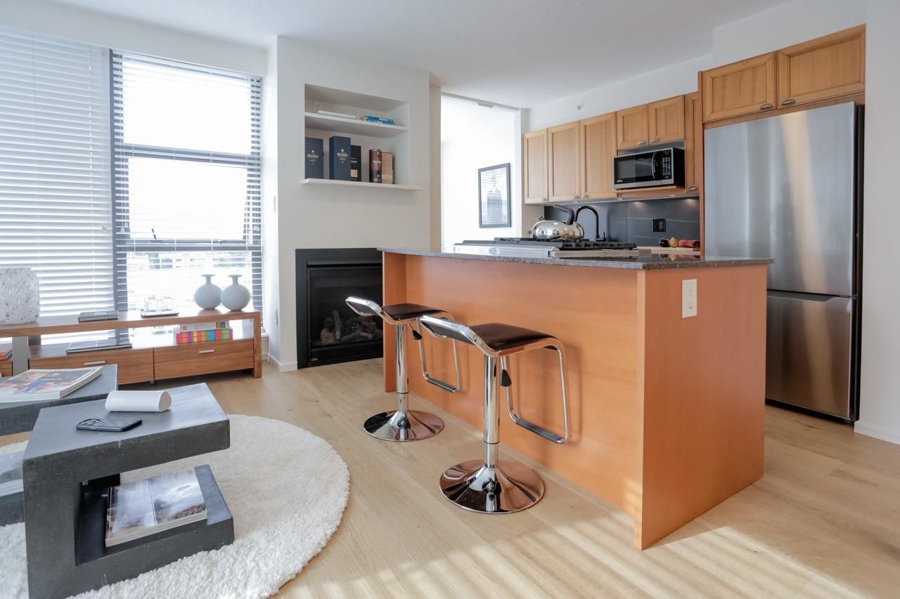 Listing Image 5