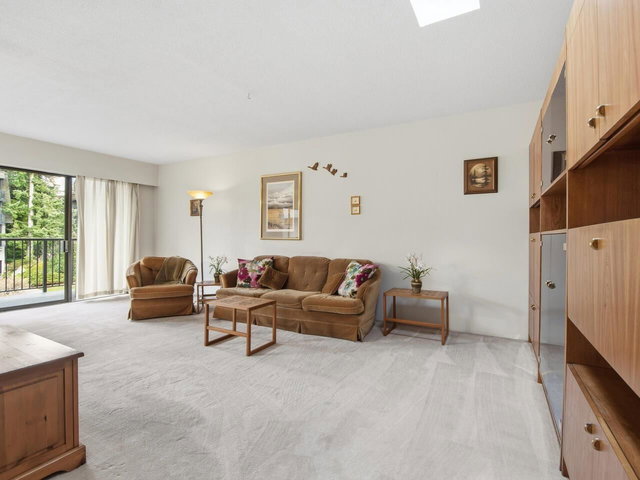 315 - 155 5th Street E