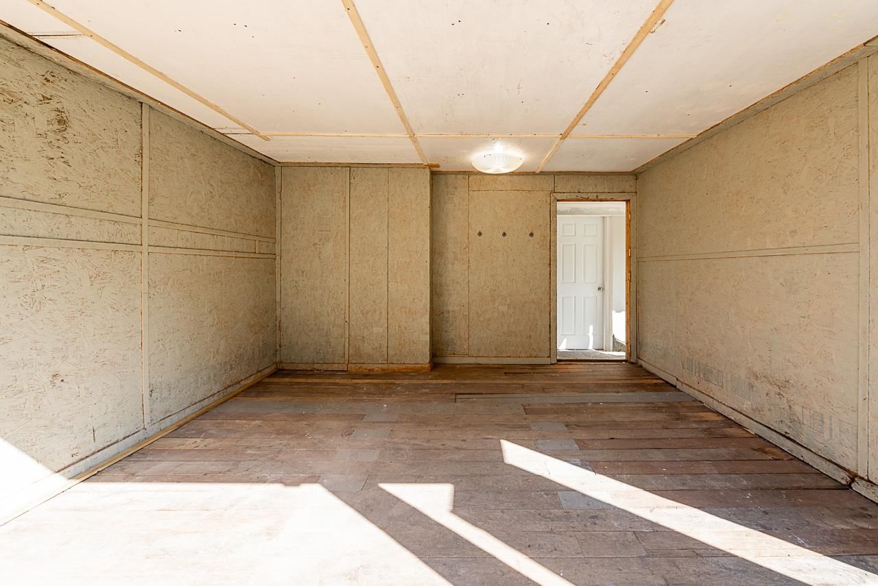 Listing Image 30