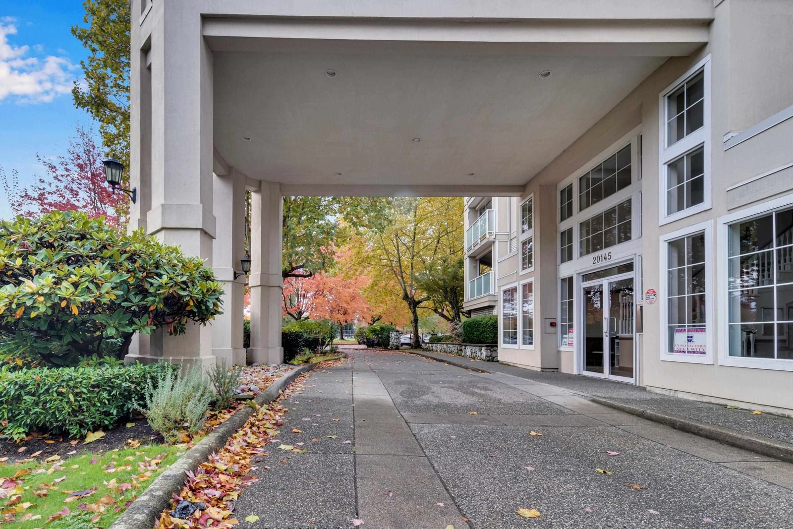 Listing Image 17