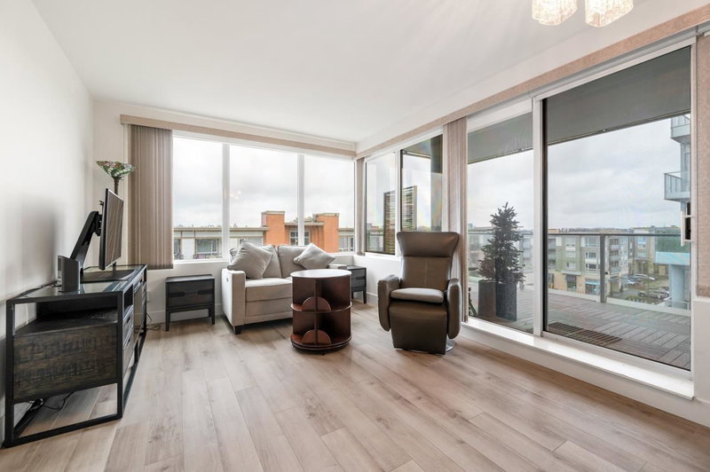 717 - 10788 No. 5 Road, Richmond, V6W 0B7 | Image 2