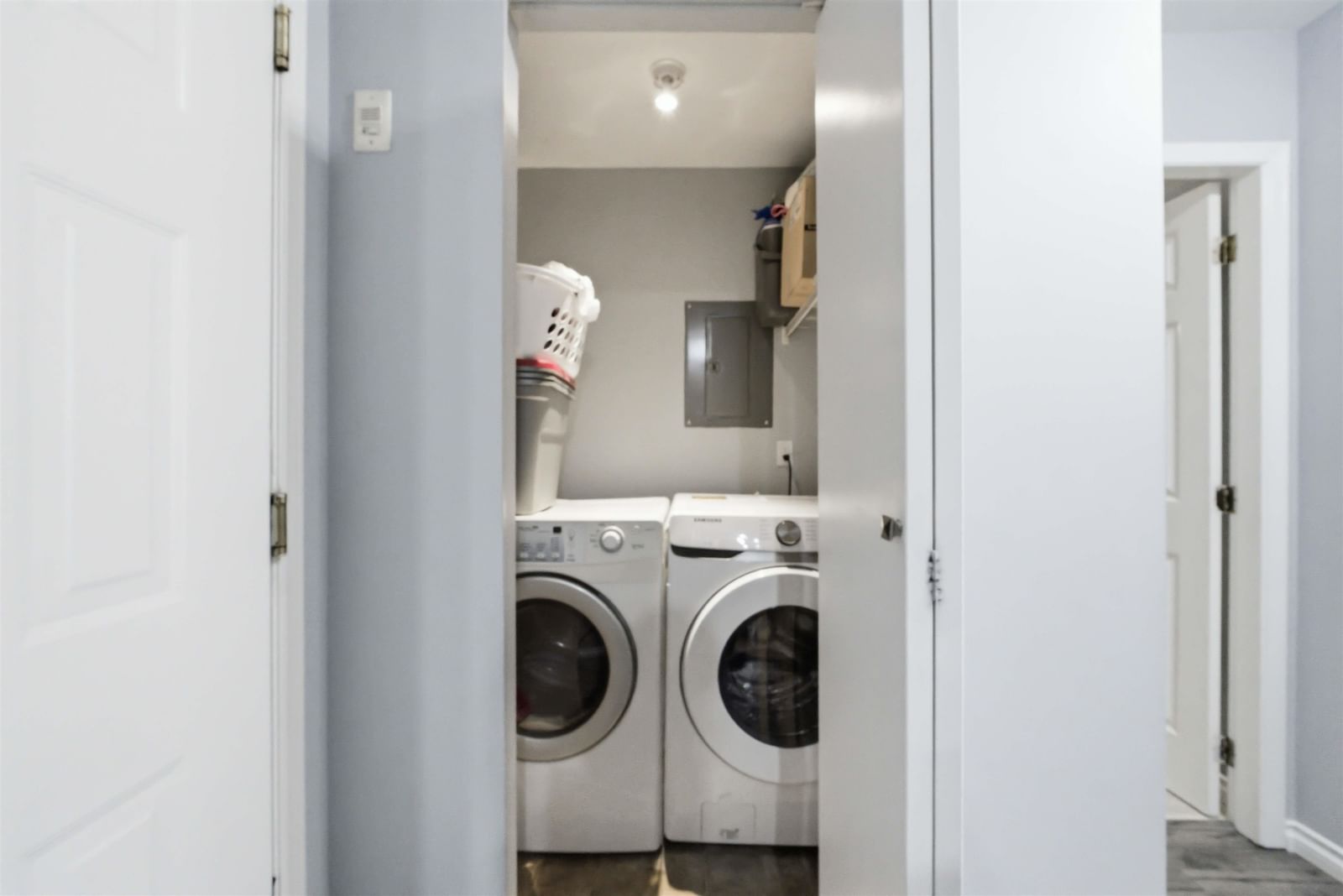 Listing Image 21