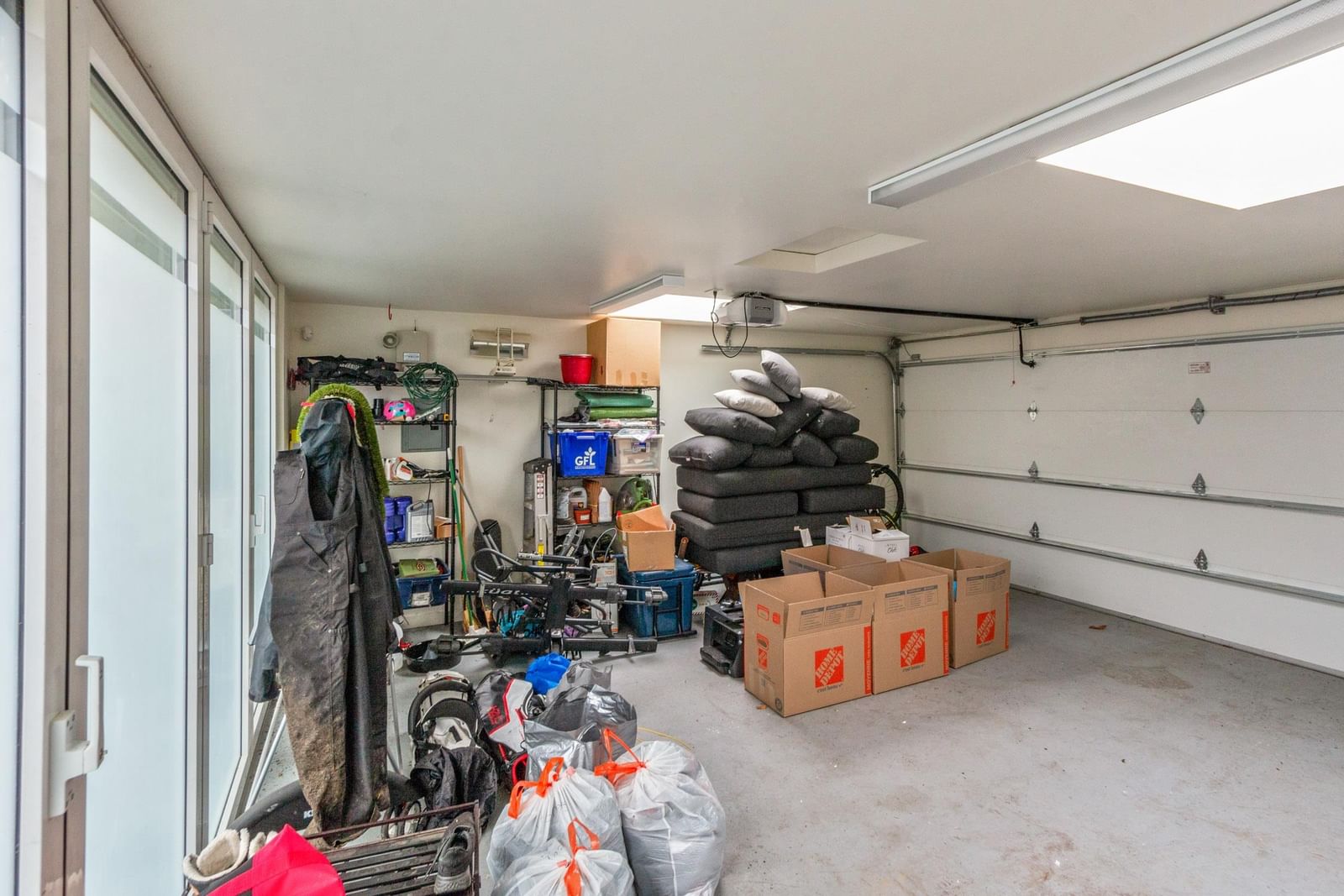 Listing Image 28