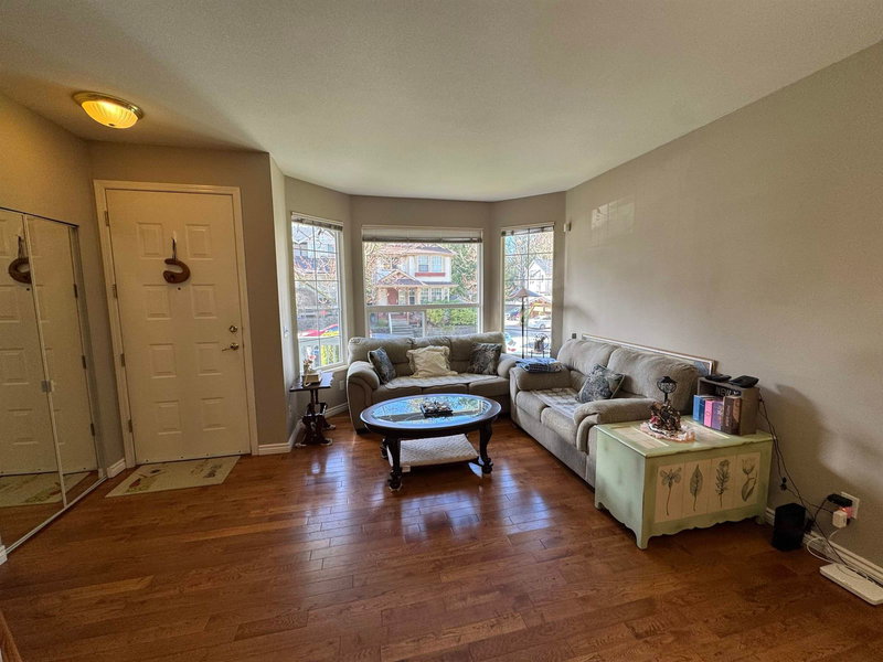 8780 206 Street, Langley, V1M 3X2 | Image 2