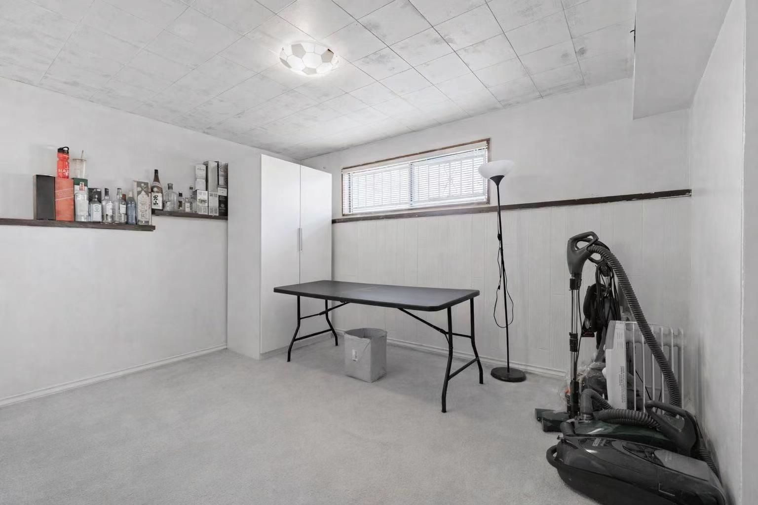 Listing Image 14