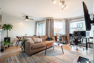 2 - 973 7th Avenue W