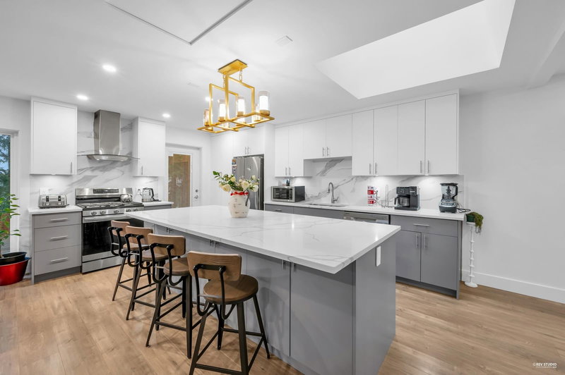 1249 Doran Road, North Vancouver, V7K 1M8 | Image 3