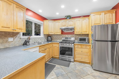 13277 64a Avenue | Surrey | Image