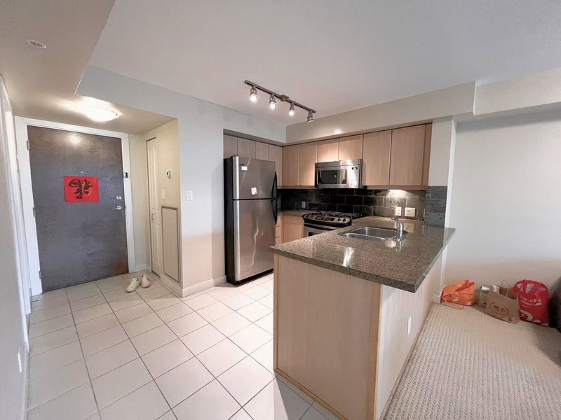710 - 6068 No 3 Road, Richmond, V6Y 4M7 | Image 3